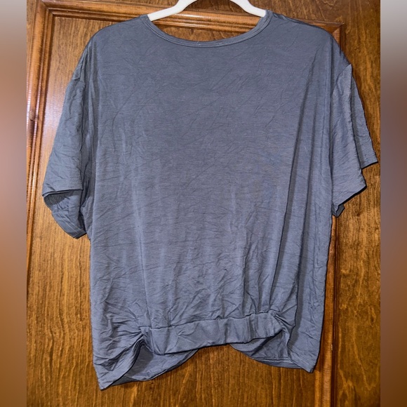 Gianni Bini Knot Top - Picture 3 of 3